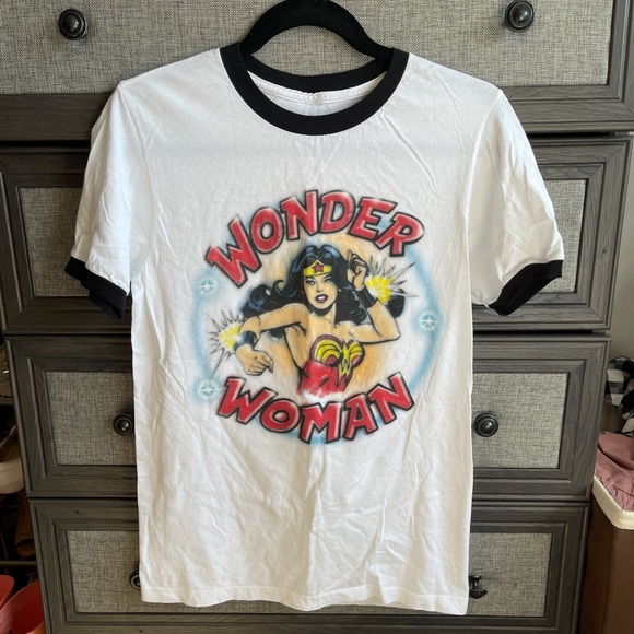 Tops - Wonder Women Graphic Tee